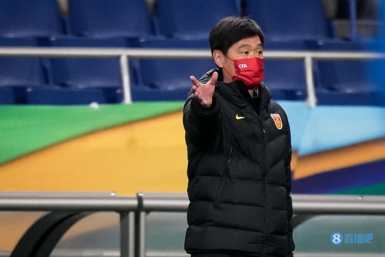 夫人分开了